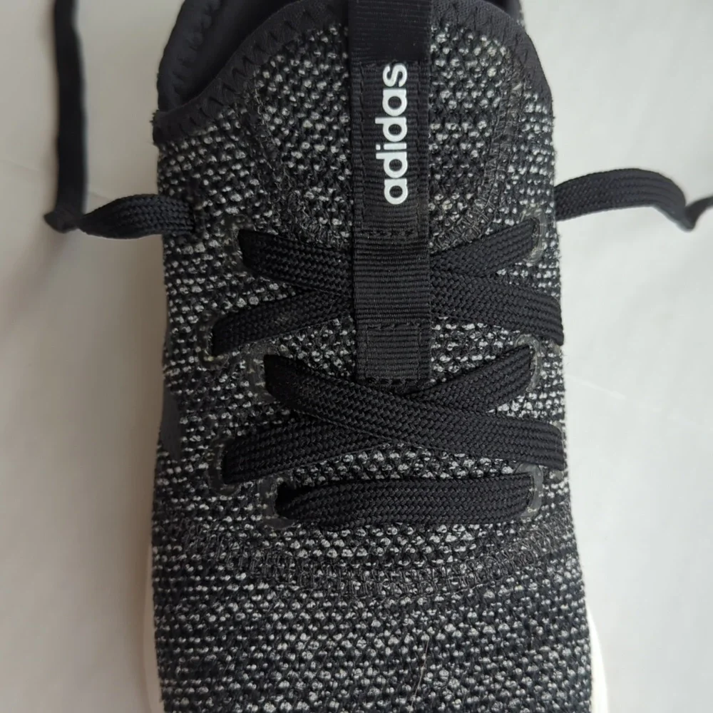 Adidas Cloud Foam Memory Footbed Lightweight Athletic Sneakers 7 Black White - Picture 9 of 14